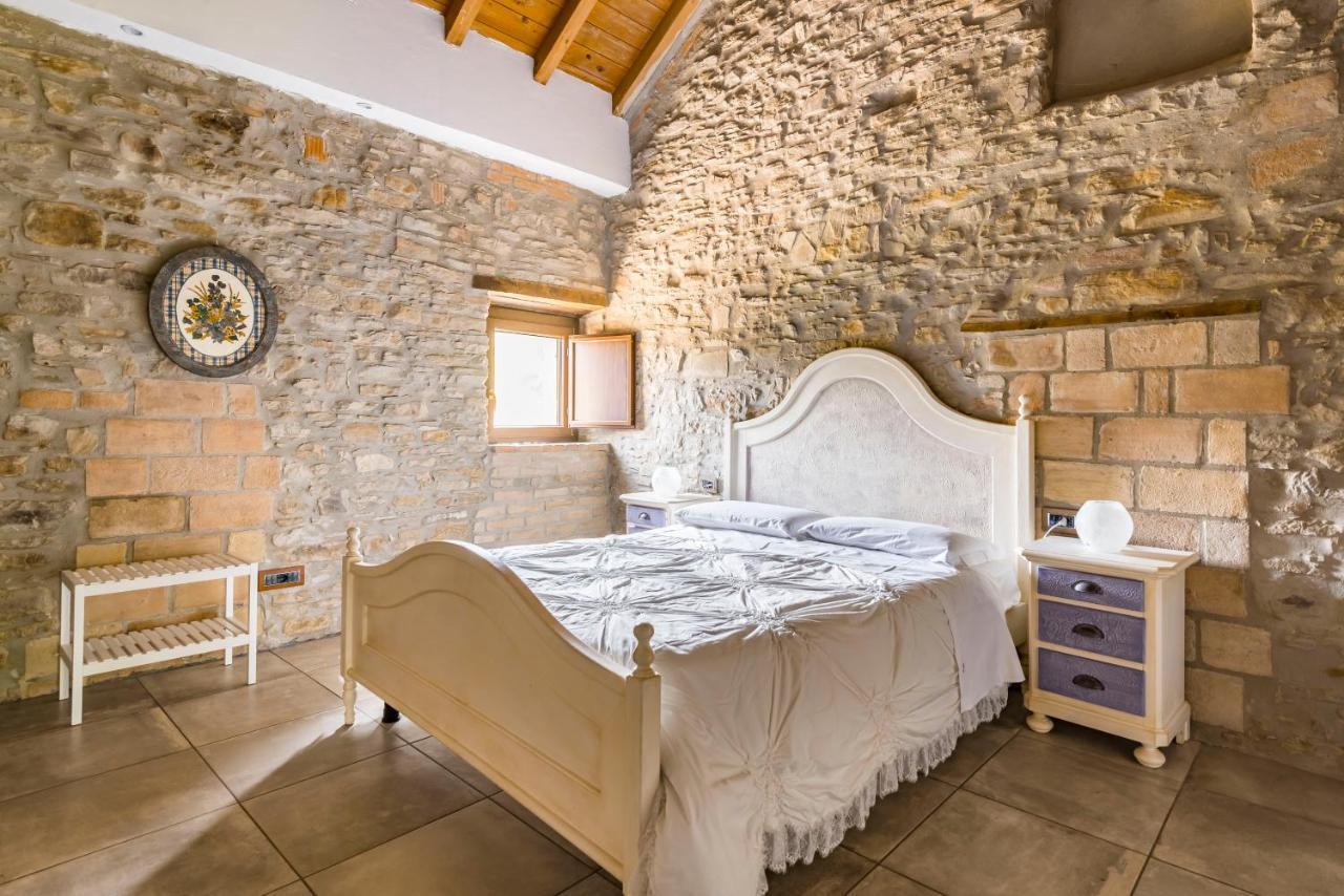 Agriturismo Il Salice Tizzano Val Parma المظهر الخارجي الصورة