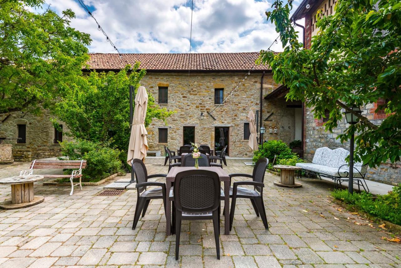 Agriturismo Il Salice Tizzano Val Parma المظهر الخارجي الصورة